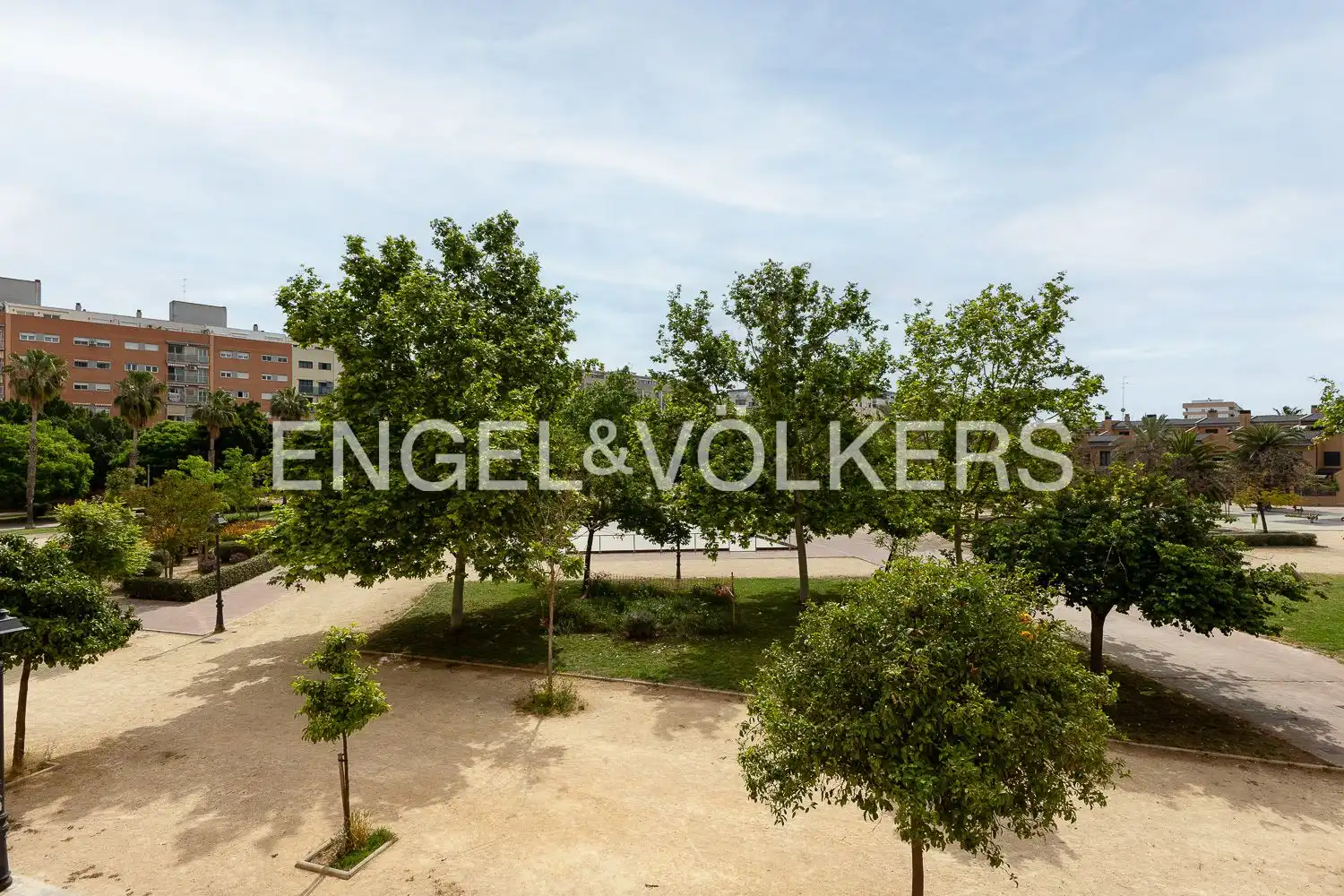 Terrasse von Wohnung zum Verkauf in Valencia mit Klimaanlage, Heizung und Privatgarten