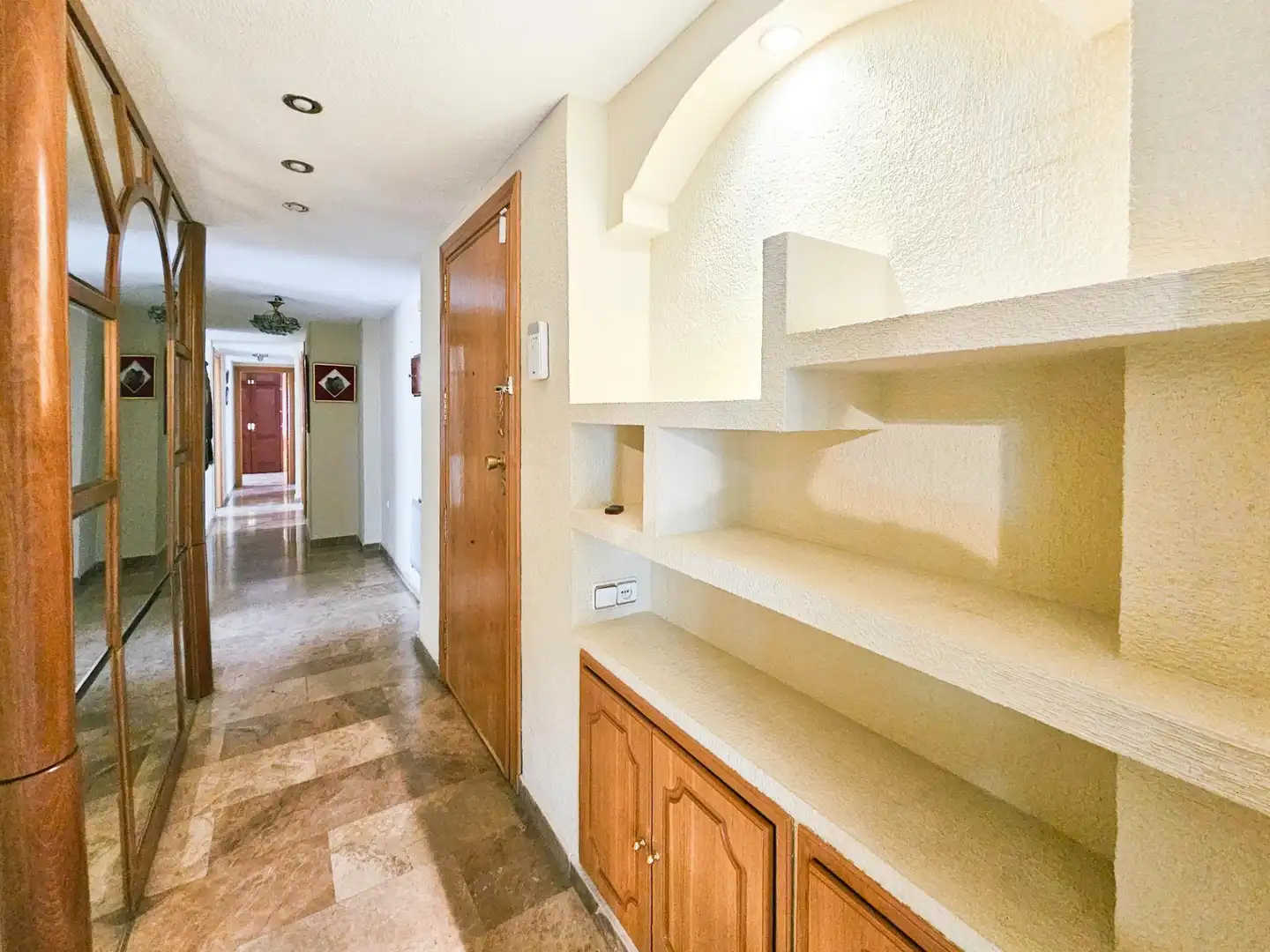 Piso en venta en  Jaén Capital con Aire acondicionado, Calefacción y Terraza