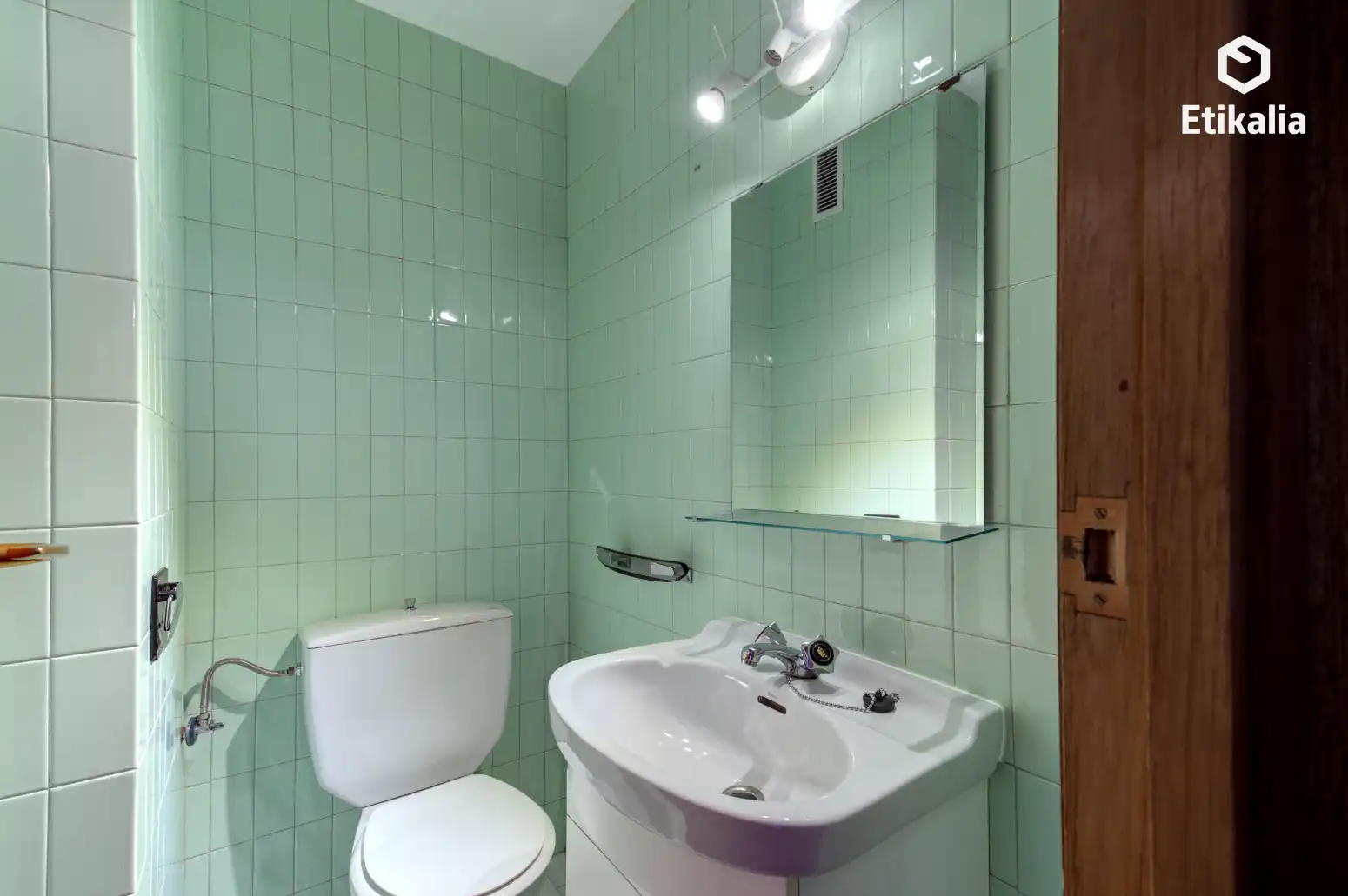 Baño de Piso en venta en Vitoria - Gasteiz con Calefacción, Terraza y Trastero