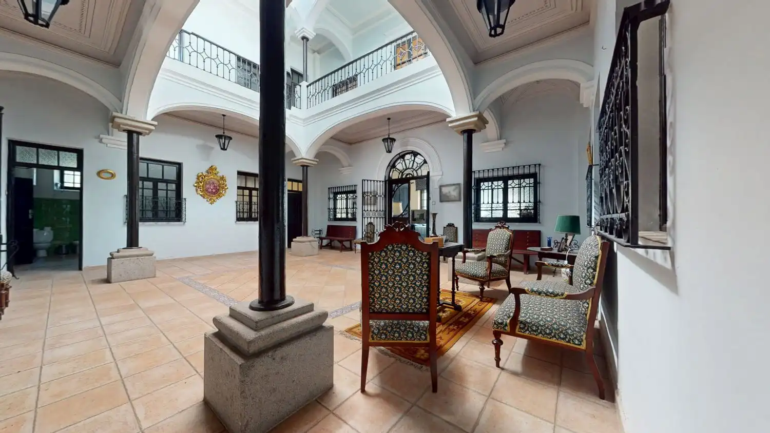Casa o xalet en venda en Villafranca de los Barros amb Terrassa, Traster i Balcó