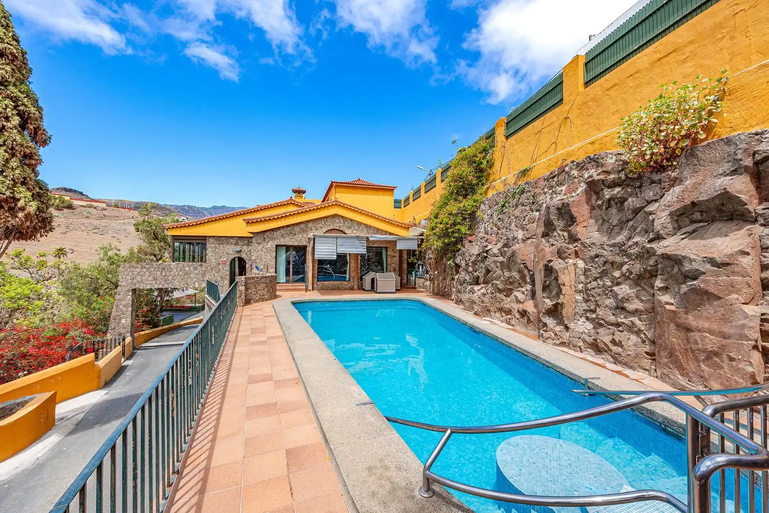 Vista exterior de Casa o chalet en venta en Telde con Jardín privado, Terraza y Piscina