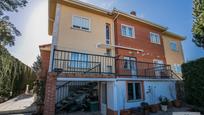 Vista exterior de Casa o xalet en venda en Ávila Capital
