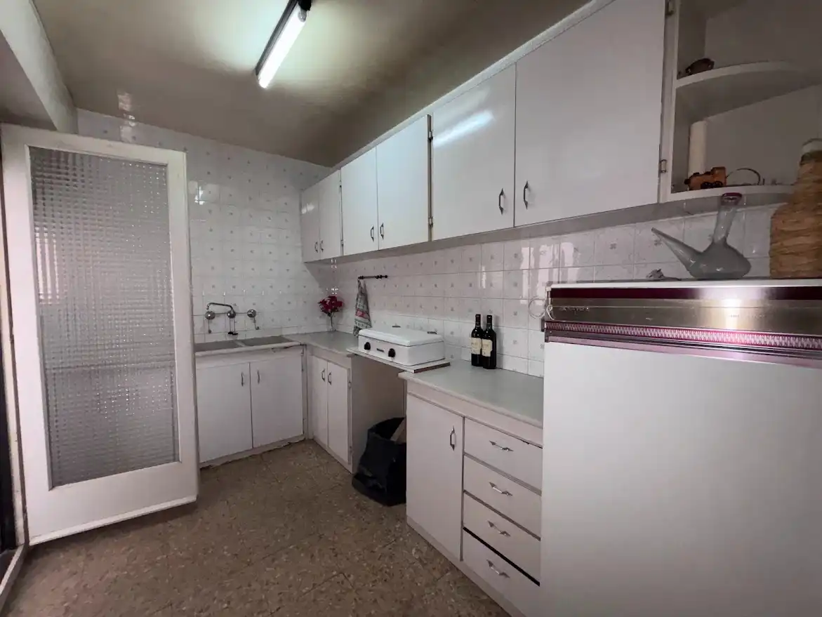 Cocina de Piso en venta en Castellón de la Plana / Castelló de la Plana con Amueblado y Balcón