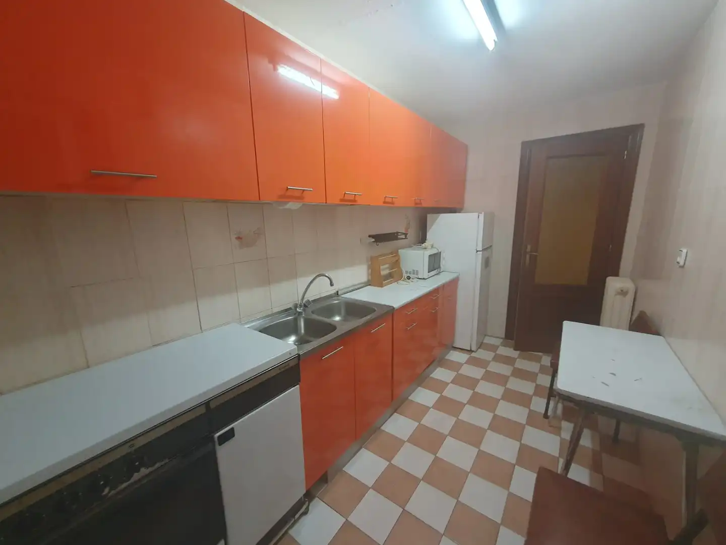 Cuina de Pis en venda en Puertollano amb Calefacció, Terrassa i Moblat
