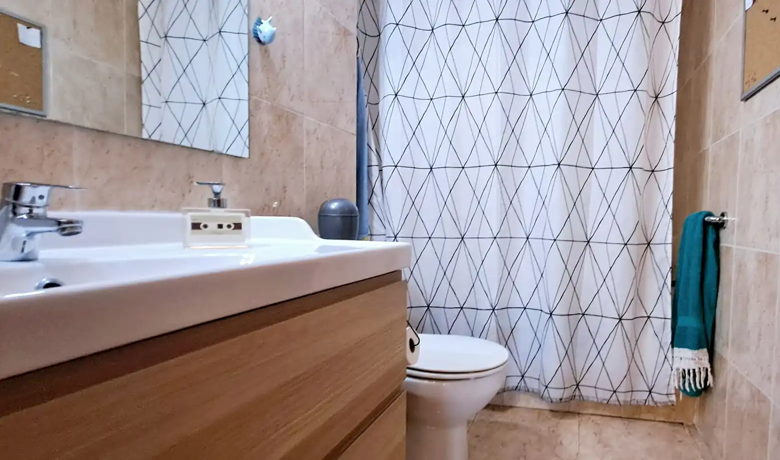 Baño de Dúplex en venta en Malgrat de Mar con Aire acondicionado, Terraza y Amueblado