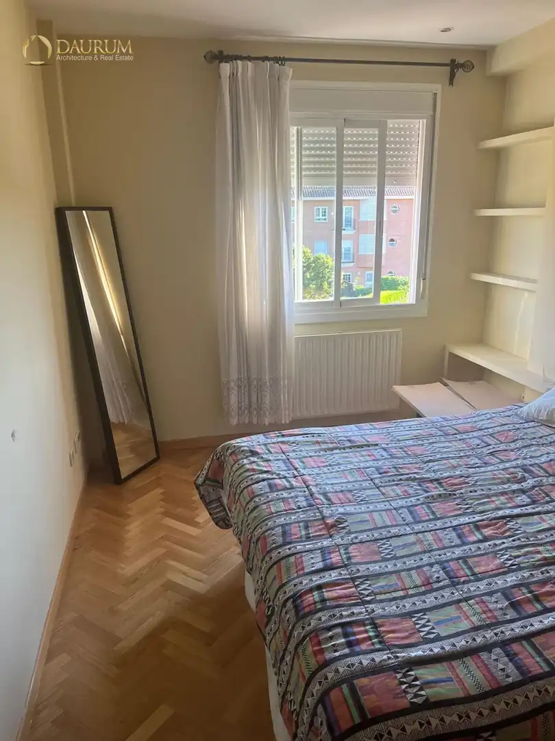 Piso en venta en Principe de Asturias, Centro