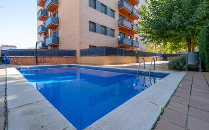 Swimming pool of Flat for sale in Salt  with Heating, Swimming Pool and Oven