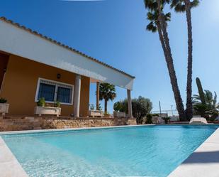 Swimming pool of House or chalet for sale in Orihuela  with Air Conditioner, Private garden and Terrace