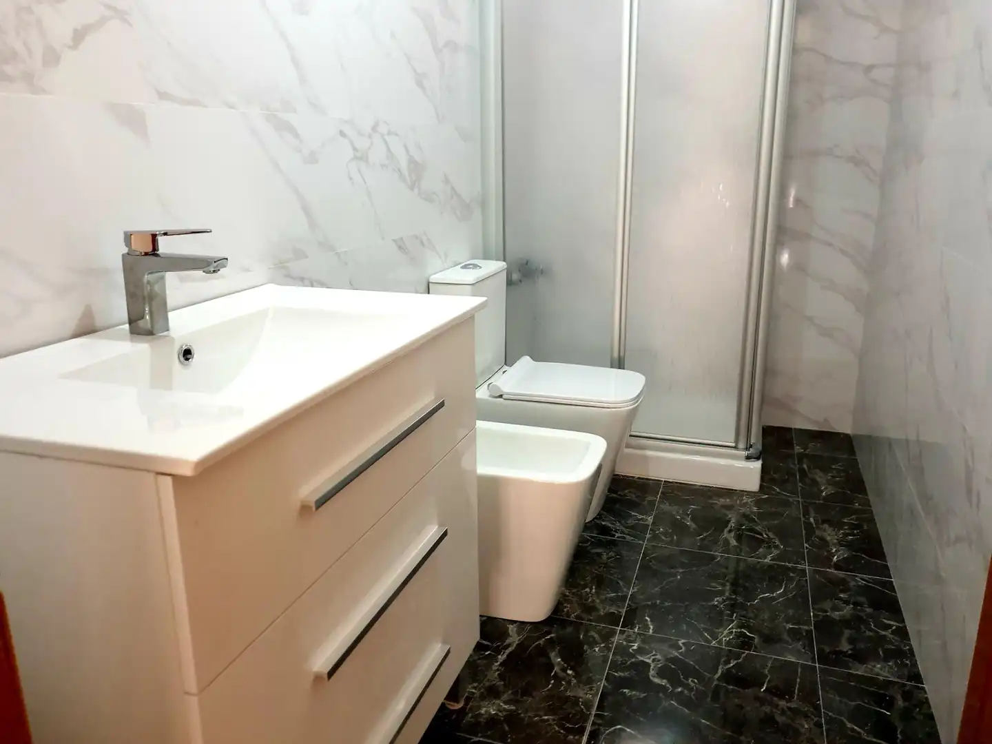 Baño de Piso en venta en Crevillent con Calefacción y Balcón