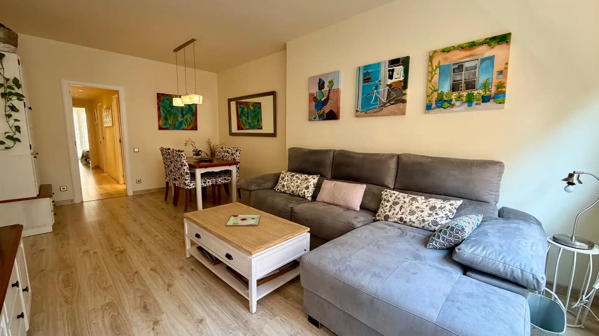 Living room of Flat for sale in Cornellà de Llobregat  with Balcony