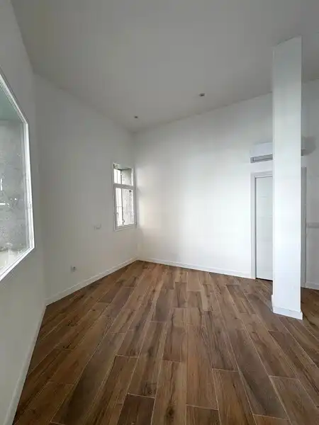 Bedroom of Flat for sale in Madrid  with Air Conditioner and Heating