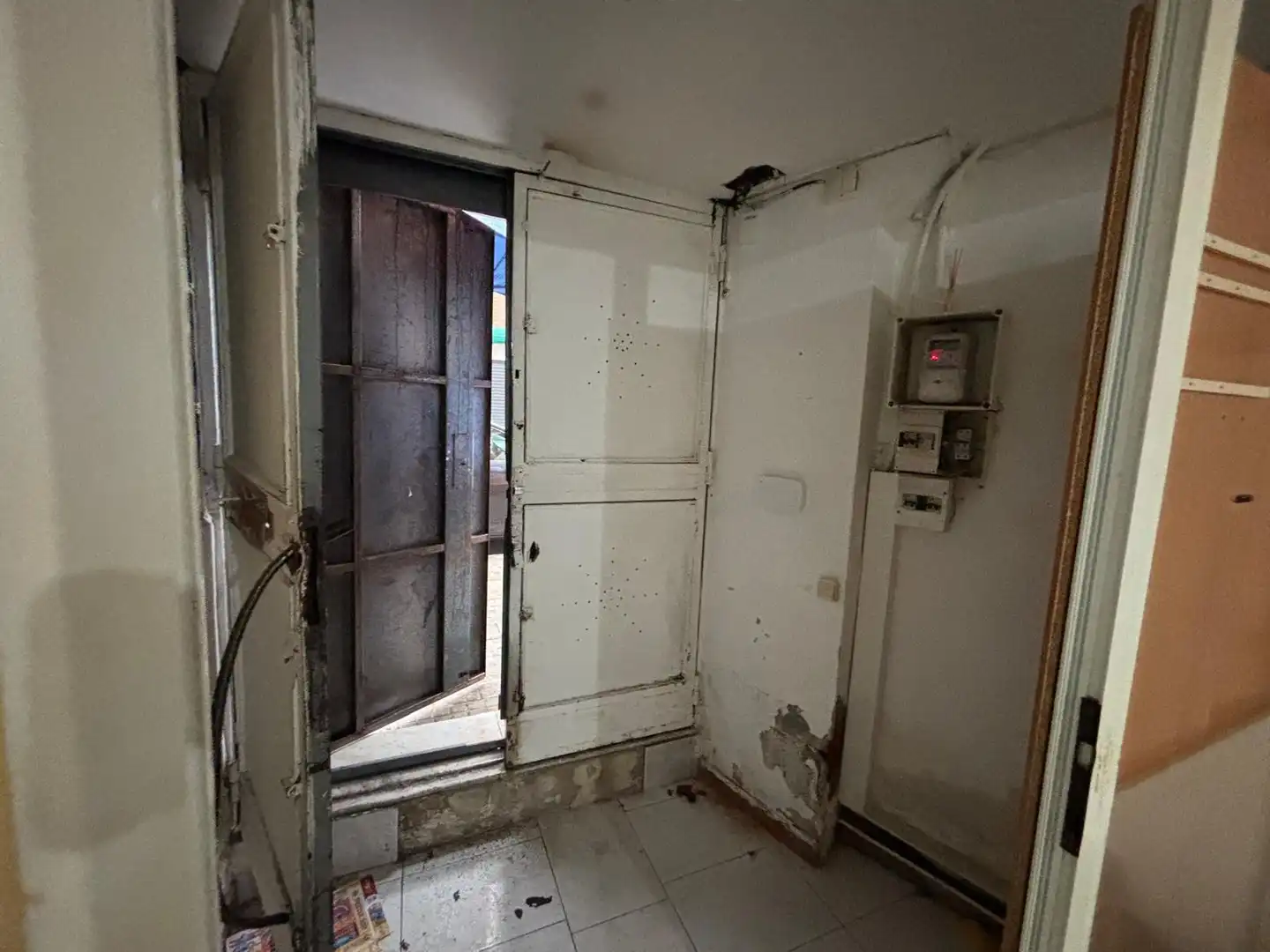 Local comercial en venda a Carrer de Camprodon 45, imagen 3