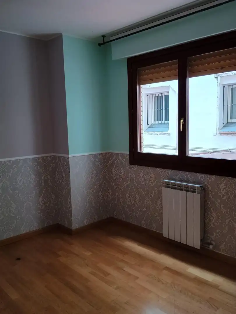 Habitación de Piso de alquiler en Zaragoza con Balcón