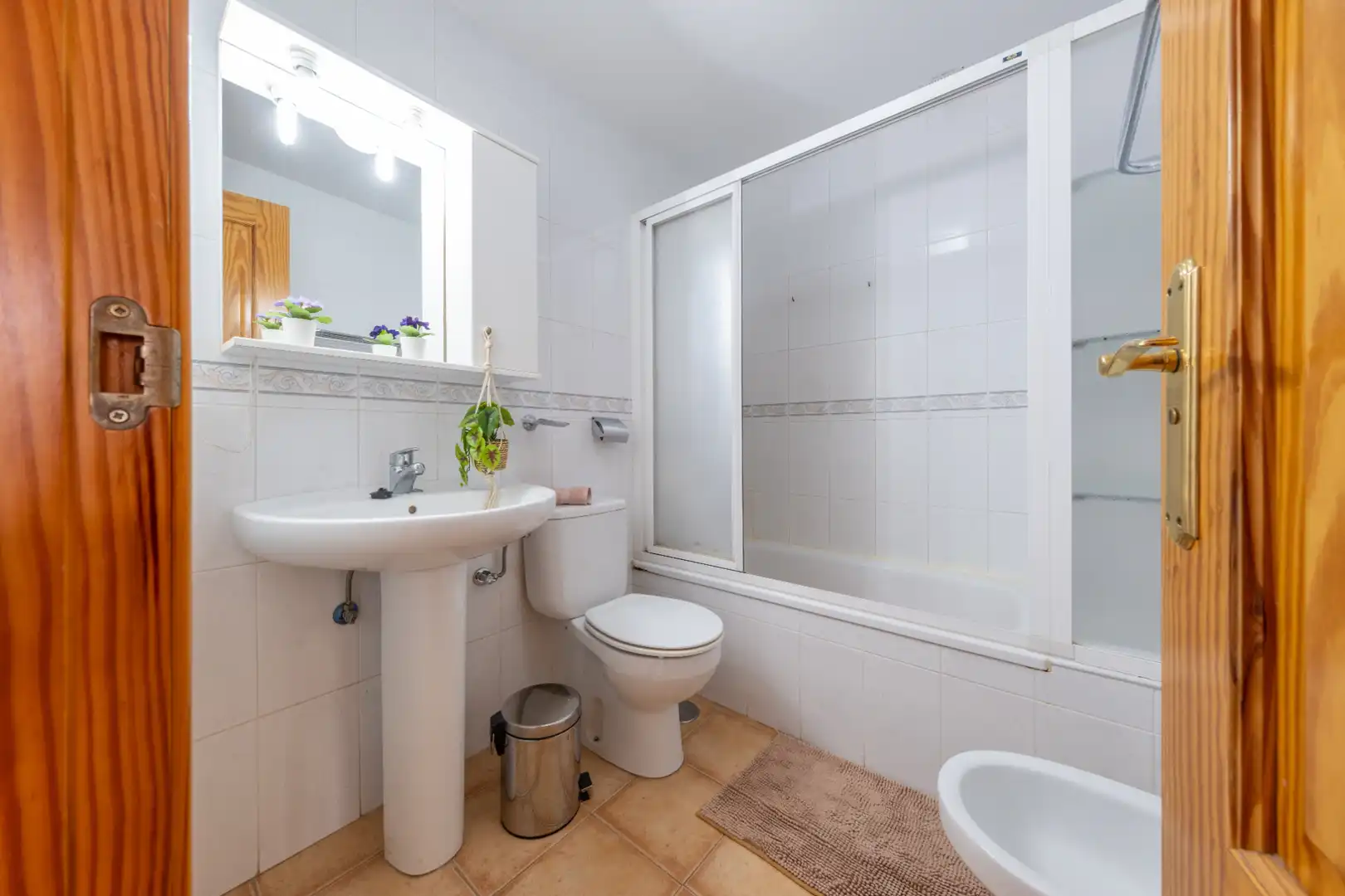 Baño de Dúplex en venta en Agaete con Terraza, Trastero y Balcón