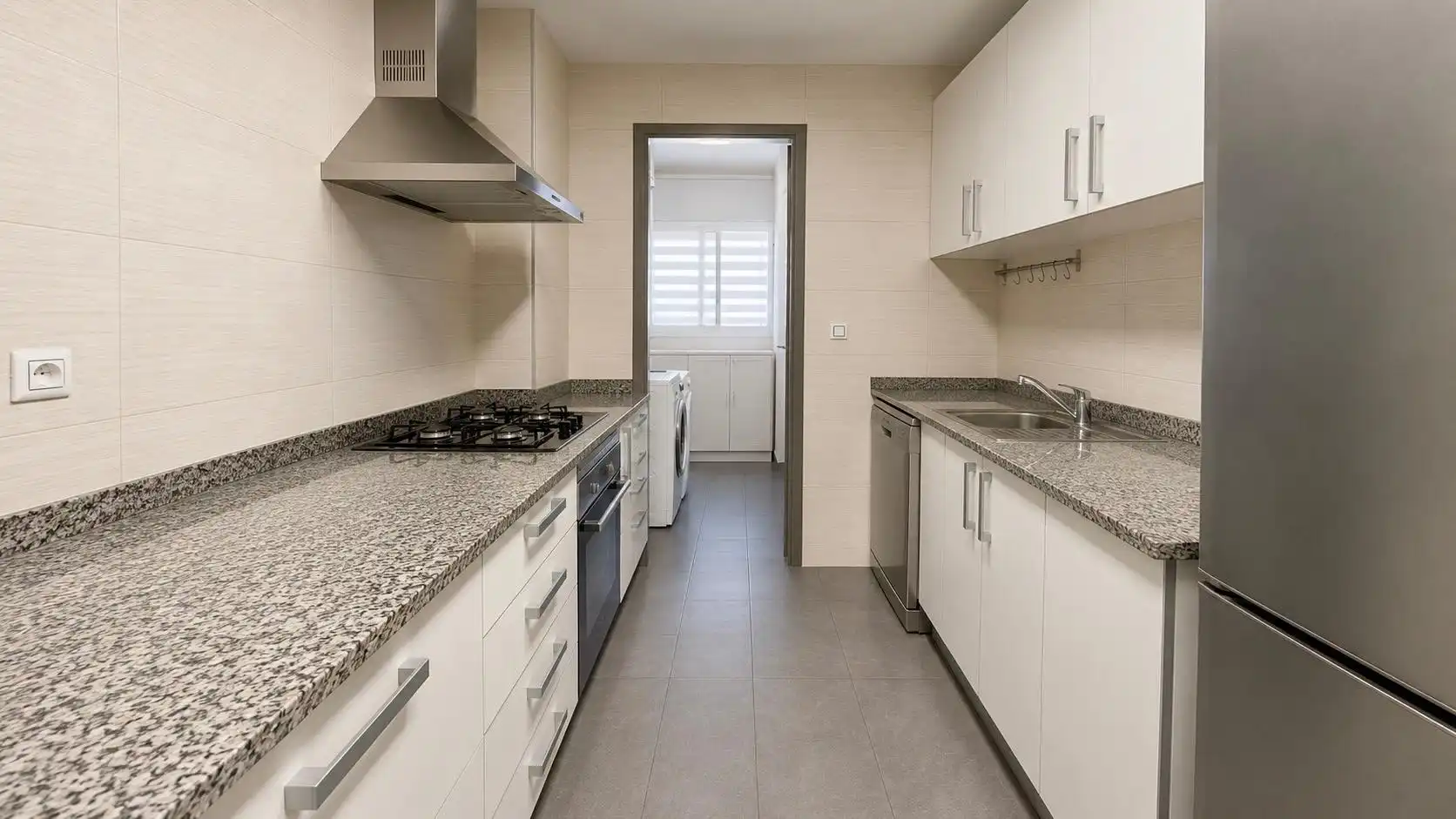 Cocina de Planta baja en venta en Paterna con Aire acondicionado, Calefacción y Jardín privado