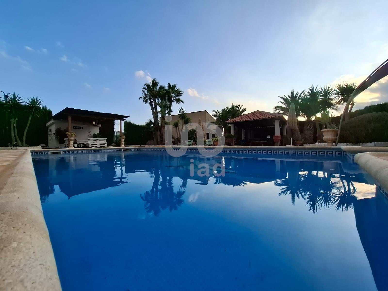 Piscina de Casa o xalet en venda en Totana amb Aire condicionat, Calefacció i Terrassa