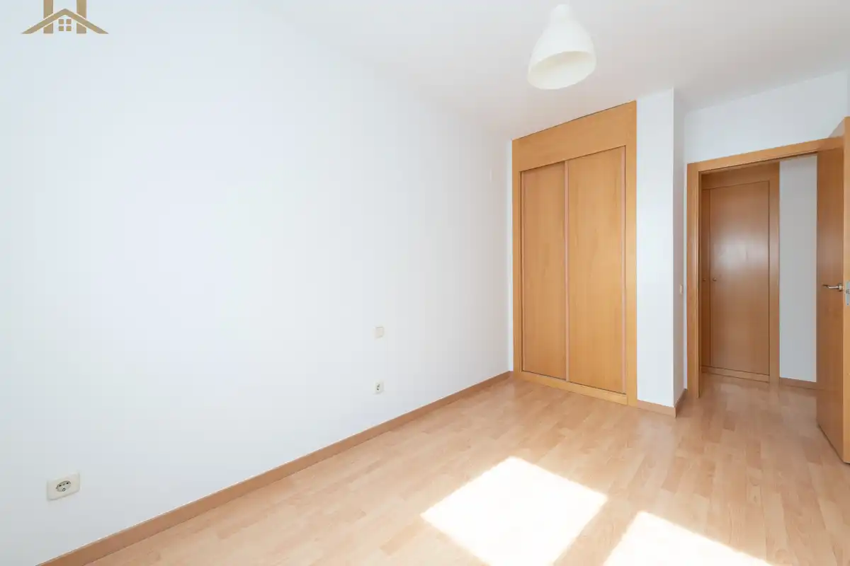 Bedroom of Flat for sale in Pinto  with Air Conditioner, Heating and Storage room
