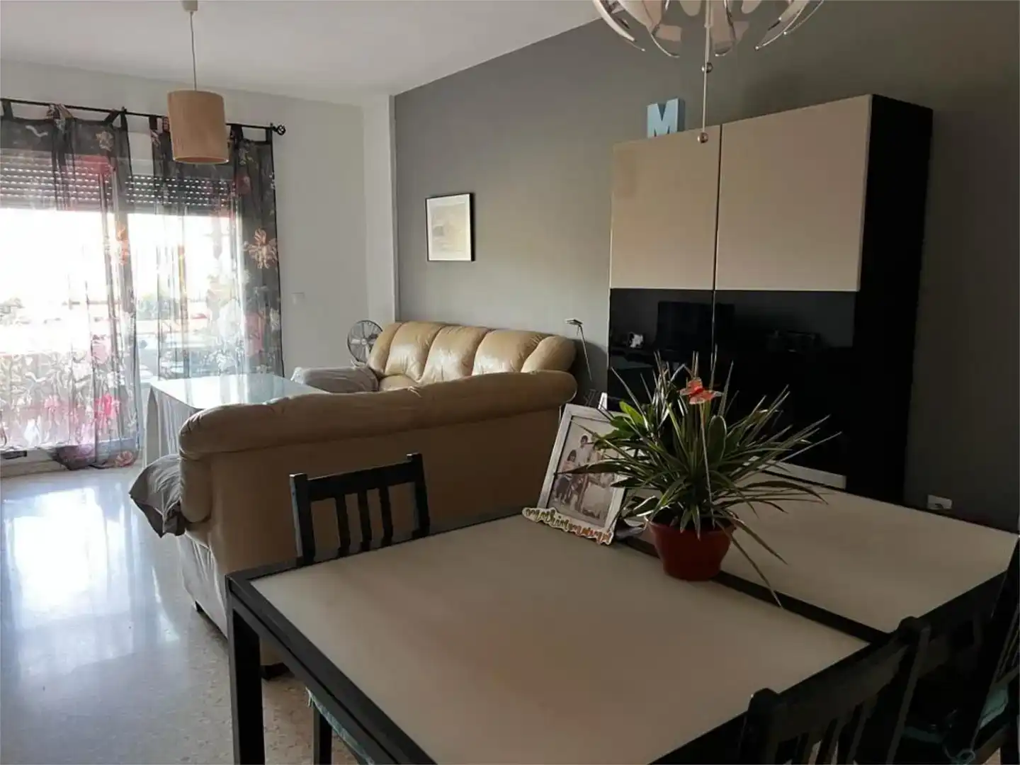 Wohnzimmer von Wohnung zum Verkauf in Salobreña mit Klimaanlage und Schwimmbad