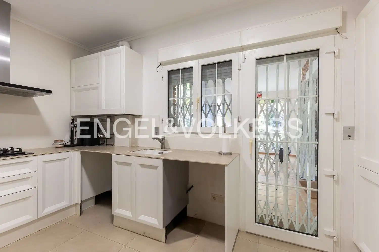 Cocina de Casa o chalet de alquiler en Paterna con Aire acondicionado, Calefacción y Jardín privado