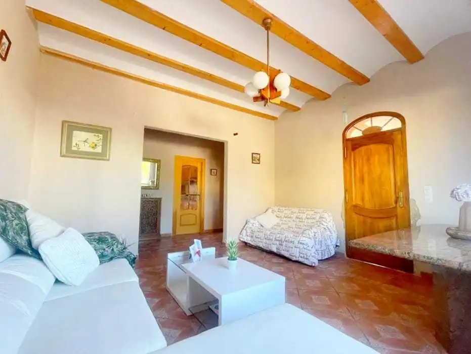 Chalet con piscina en venta en El Faro, imagen 4