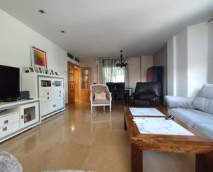 Living room of Single-family semi-detached for sale in Cuarte de Huerva  with Air Conditioner, Heating and Private garden