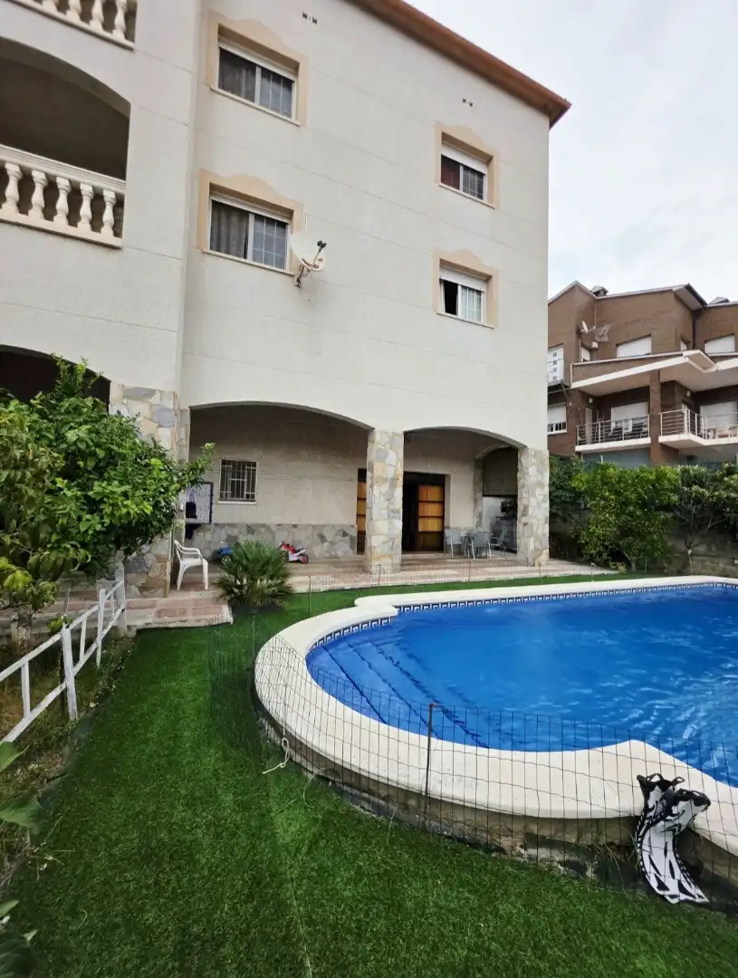 Chalet con terraza en venta en Sant Fost de Campsentelles, imagen 8