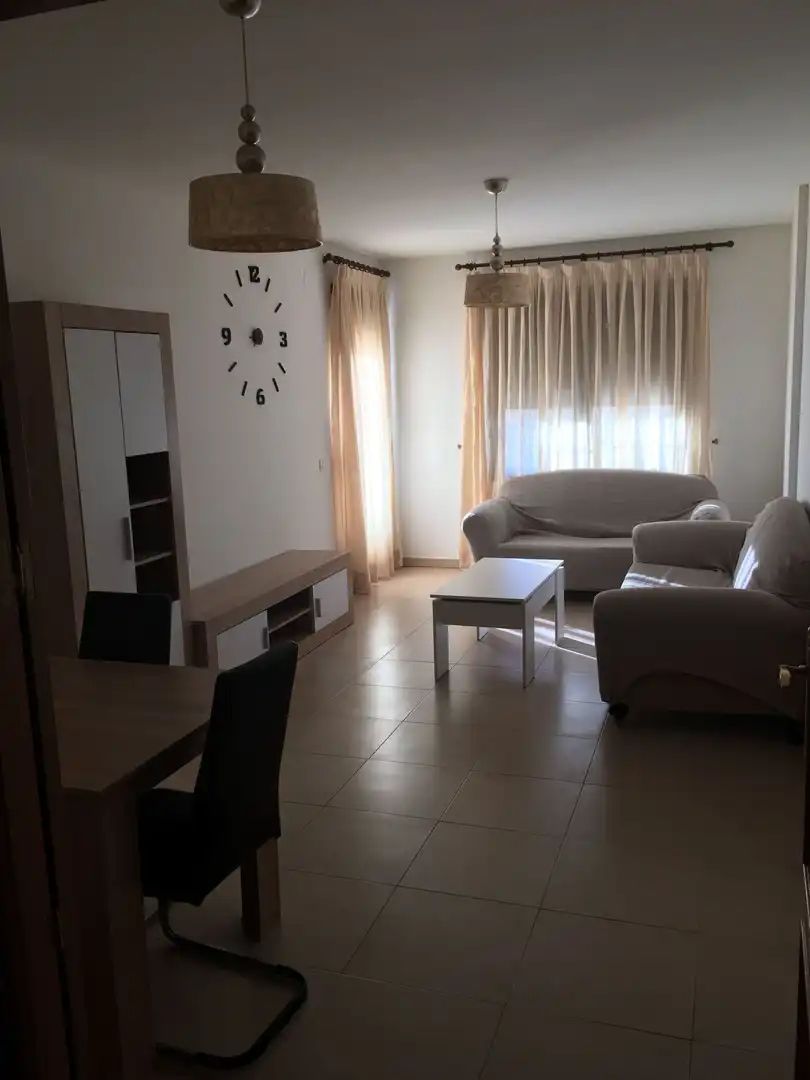 Wohnzimmer von Wohnung zur Miete in Cedillo del Condado mit Heizung und Möbliert