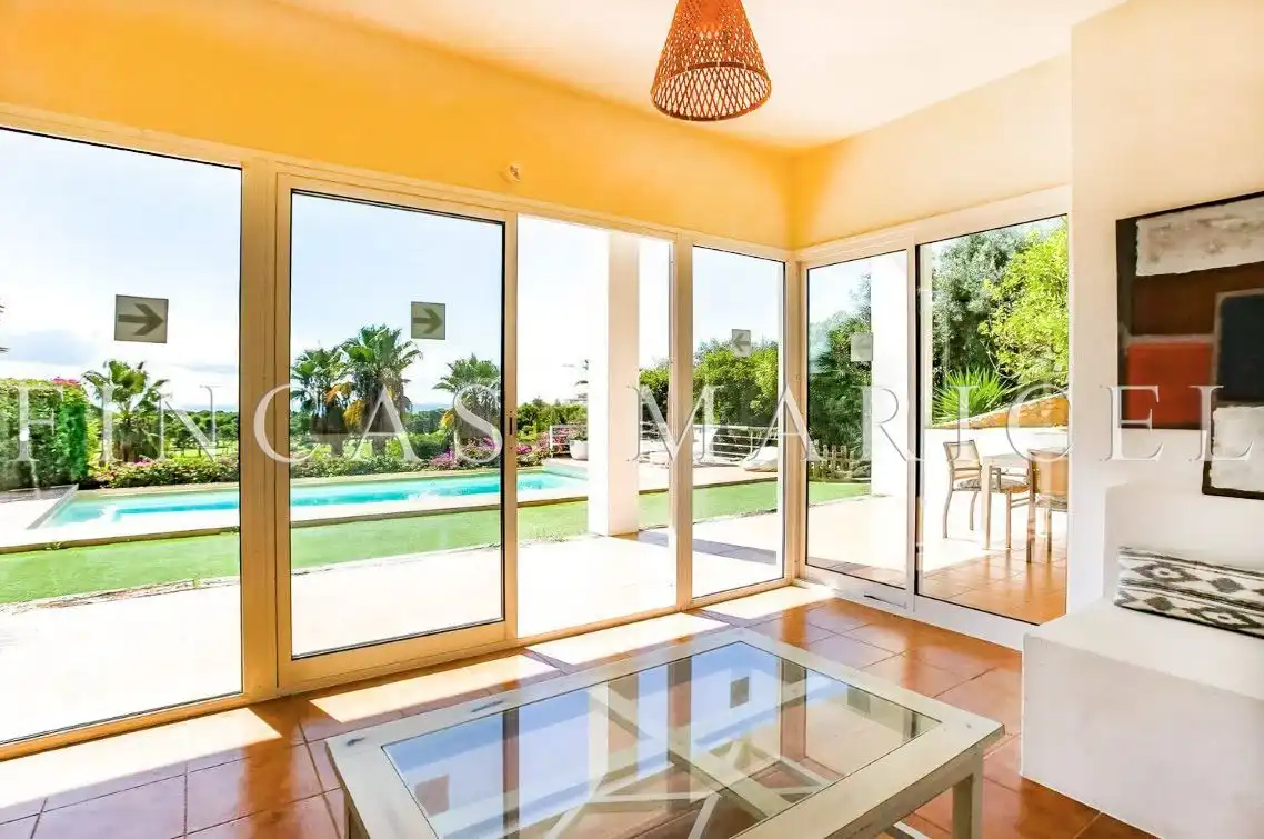 Vista exterior de Casa o chalet en venta en Sitges con Aire acondicionado, Calefacción y Jardín privado