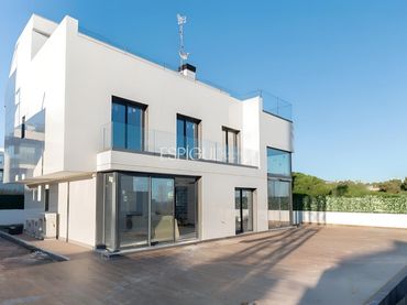 Casa amb balcó en venda a M. Roig i Fransitorra