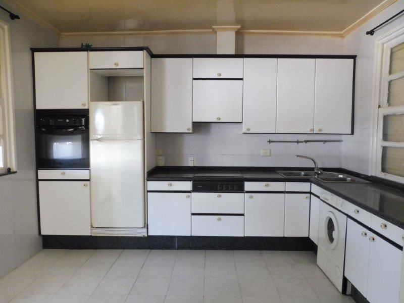 Pis en venda a A Rúa