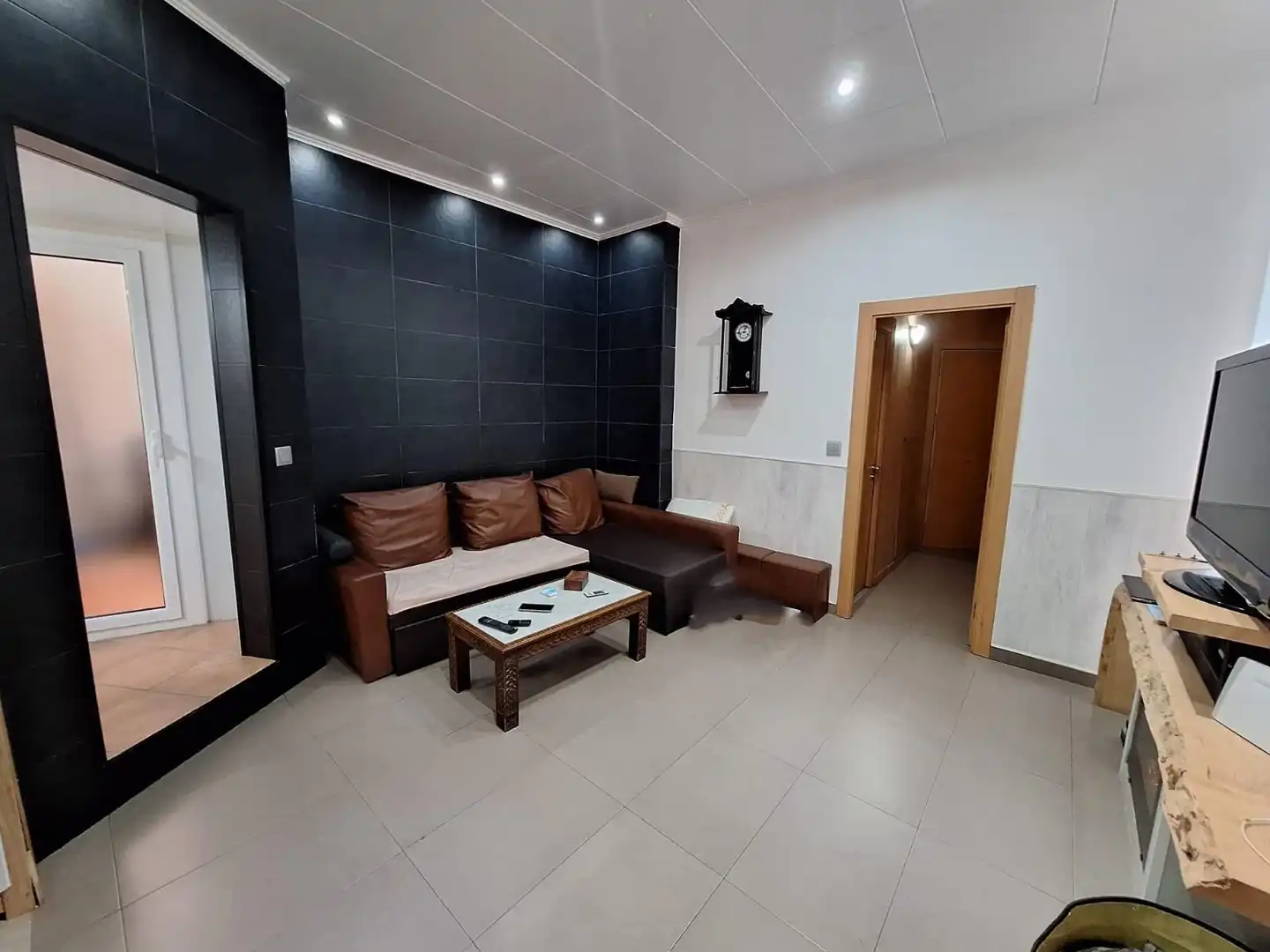 Planta baja en venta en L'Hospitalet de Llobregat con Aire acondicionado