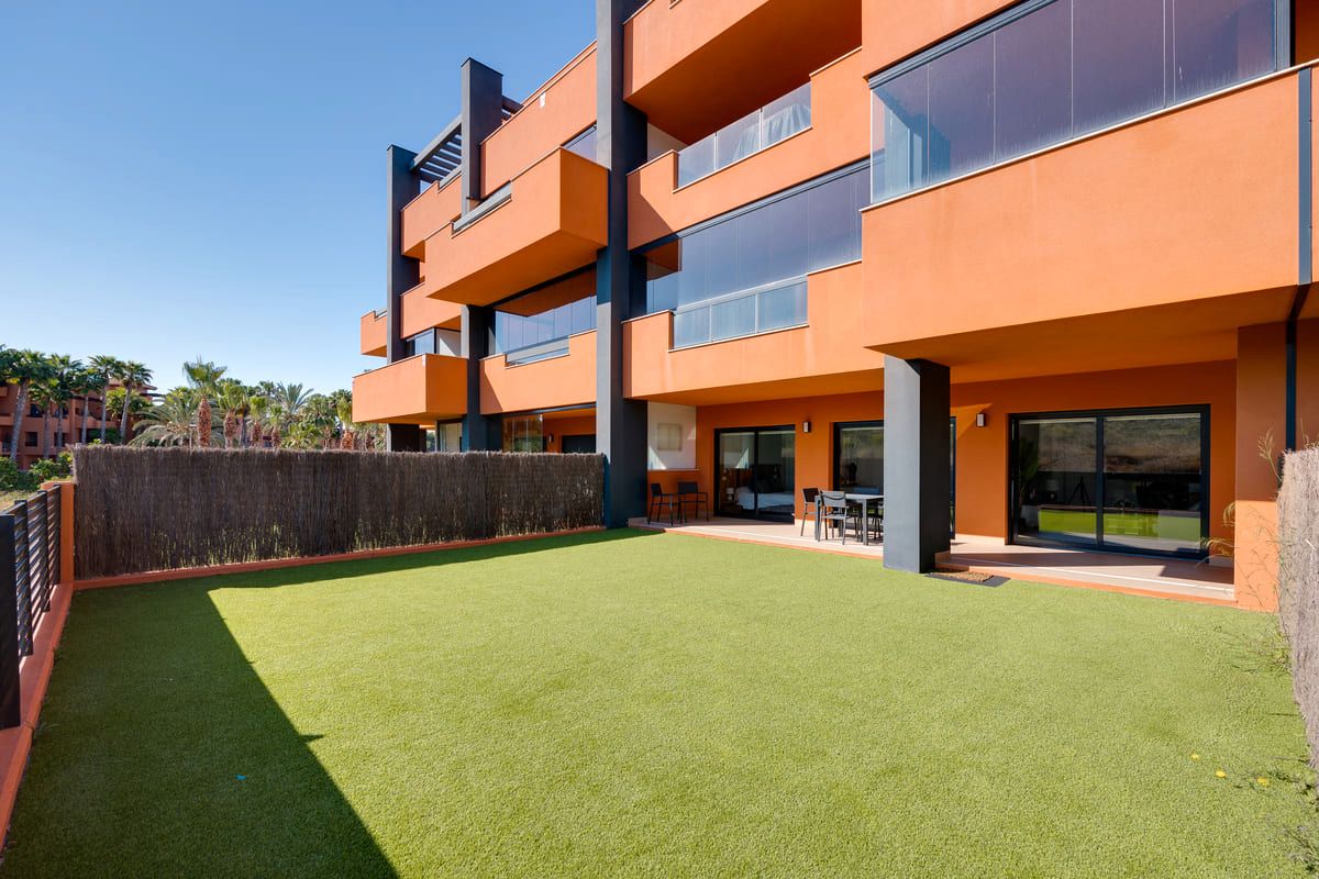 Exterior view of Apartment for sale in Orihuela  with Air Conditioner, Private garden and Terrace