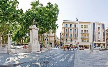 Exterior view of Flat to rent in Figueres