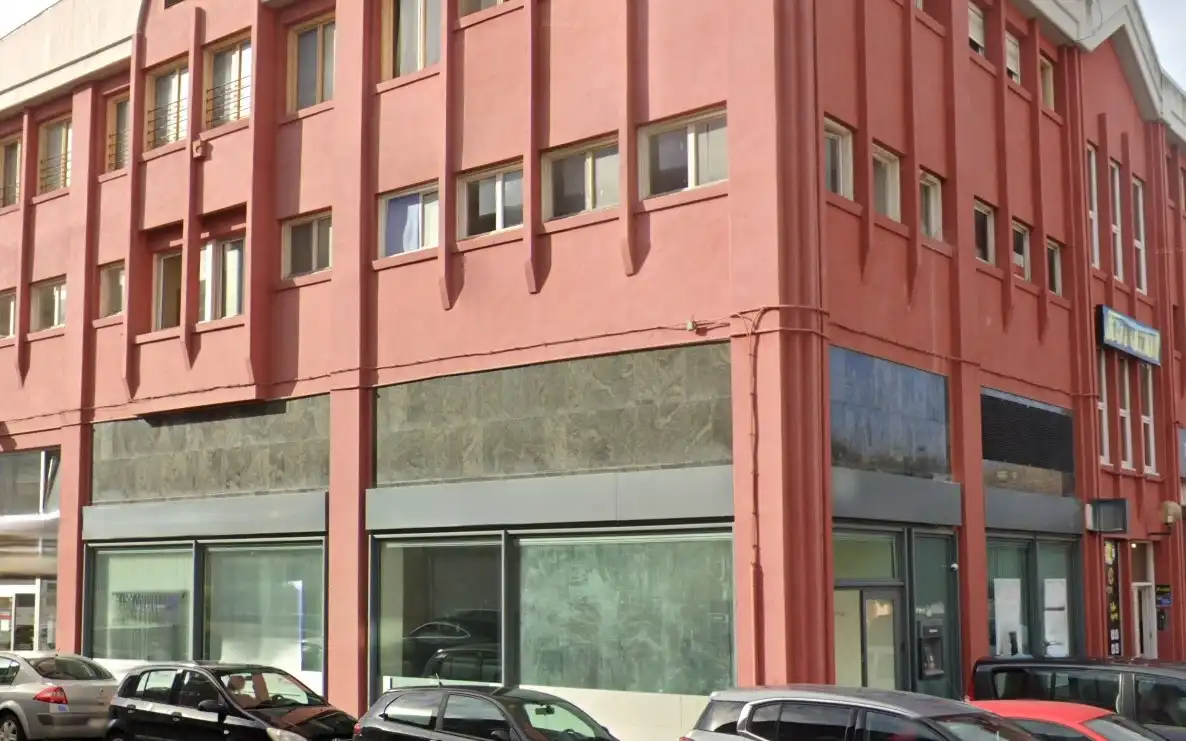 Local comercial en venta en Alisal - San Román