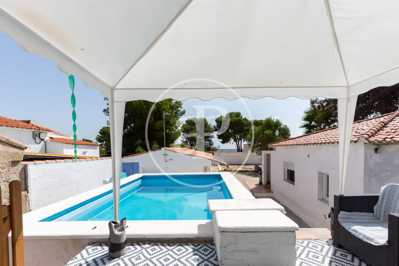 Piscina de Casa o chalet en venta en La Pobla de Vallbona con Aire acondicionado, Jardín privado y Terraza