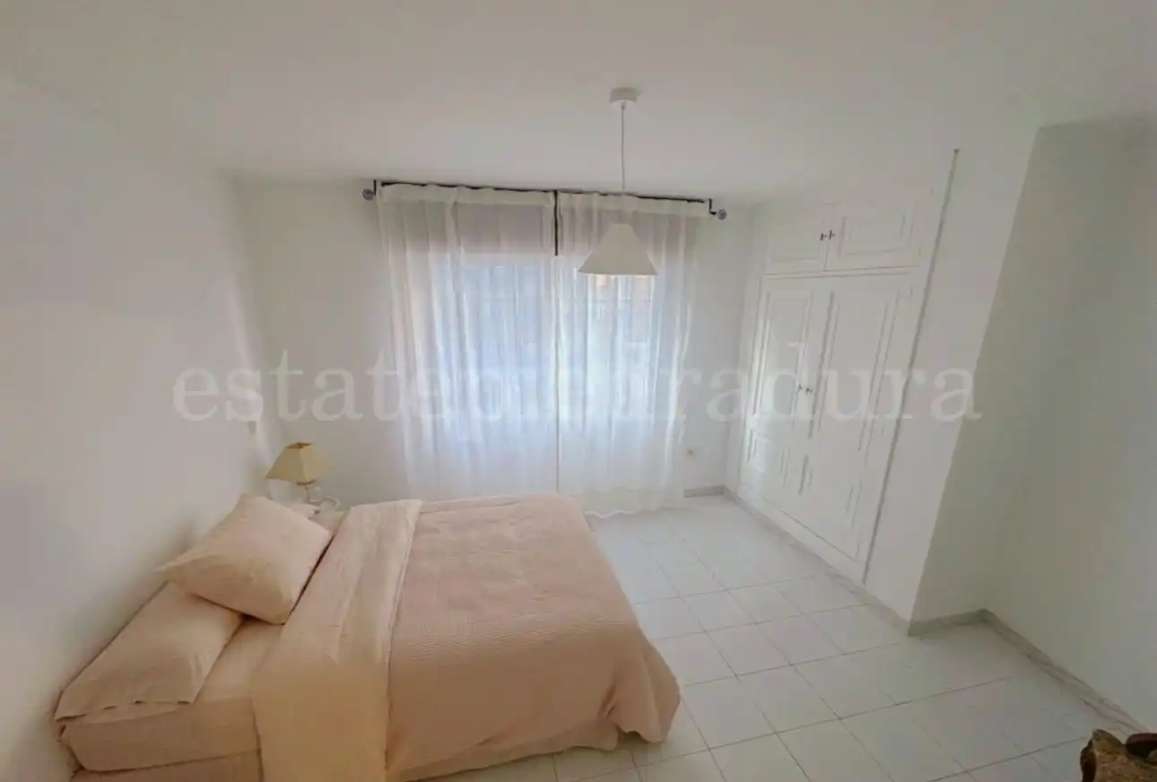 Habitación de Piso en venta en O Grove   con Amueblado, Horno y Lavadora