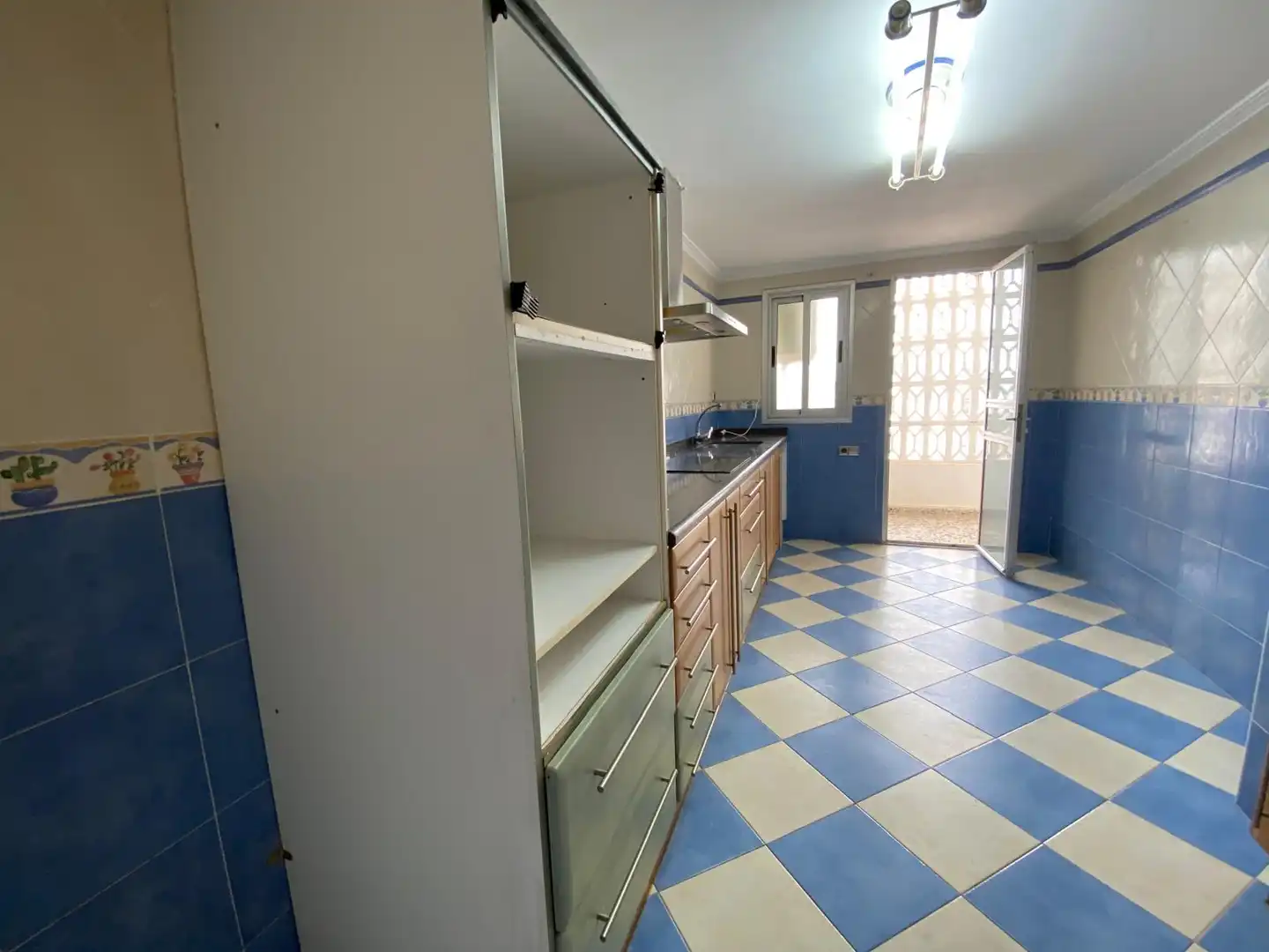 Cocina de Piso en venta en Xeraco con Horno y Balcón