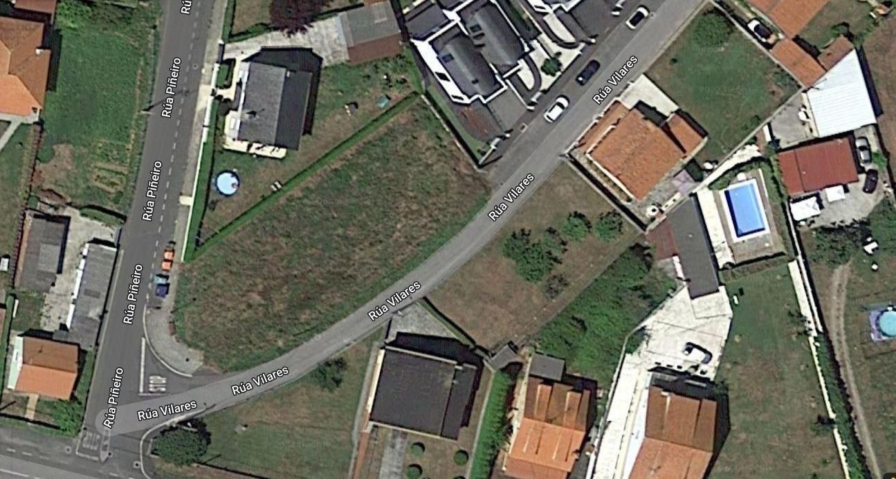 Residencial en venda en Oleiros