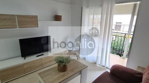 Foto 3 de Piso de alquiler en El Torrejón - El Cerezo, Sevilla Capital