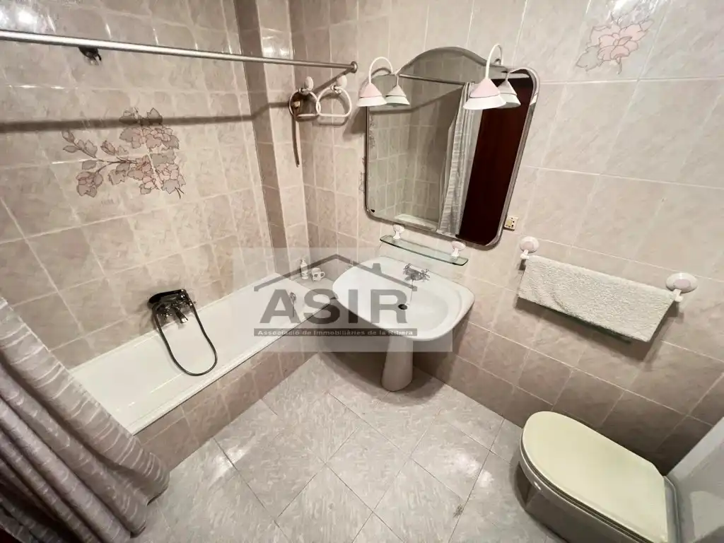 Bathroom of Houses for rent in Alzira  with Terrace