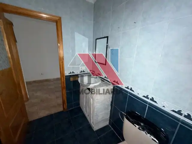 Bathroom of Houses for sale in Huecas  with Storage room, Swimming Pool and Alarm