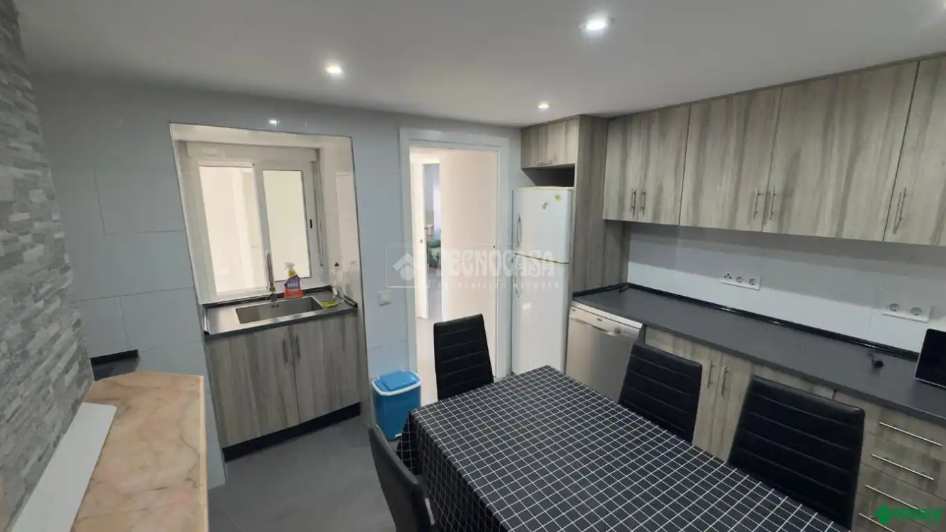 Cocina de Casa adosada en venta en Villarrubio con Calefacción, Amueblado y Alarma