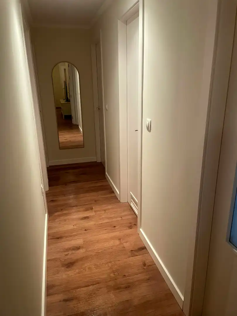 Wohnung zur Miete in Sevilla mit Klimaanlage, Parkett und Abstellraum