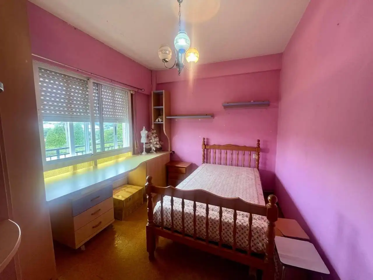 Habitación de Casa o chalet en venta en Cambre  con Jardín privado, Terraza y Amueblado