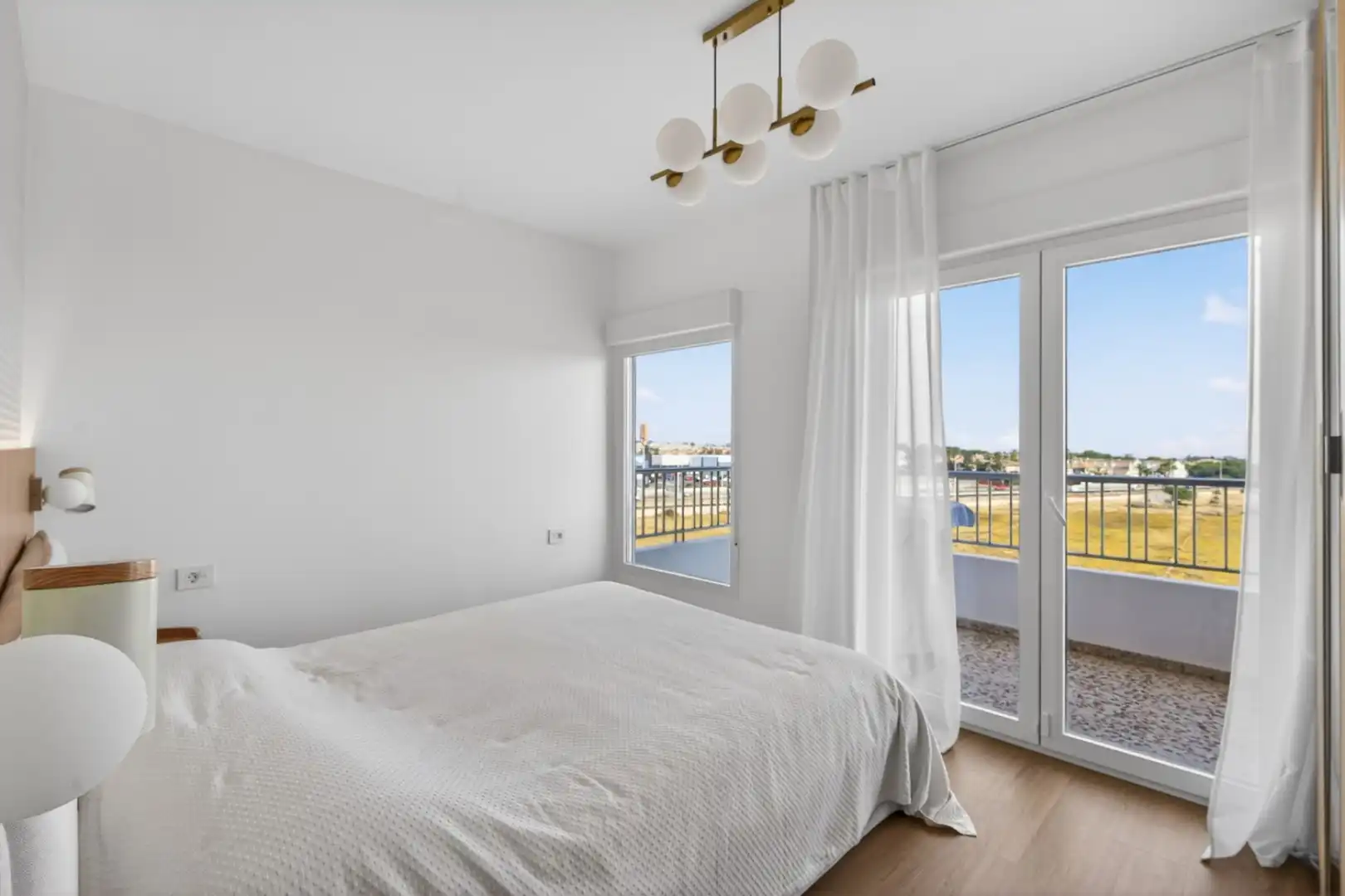 Penthouse with terrace for sale in Punta Prima, imagen 12