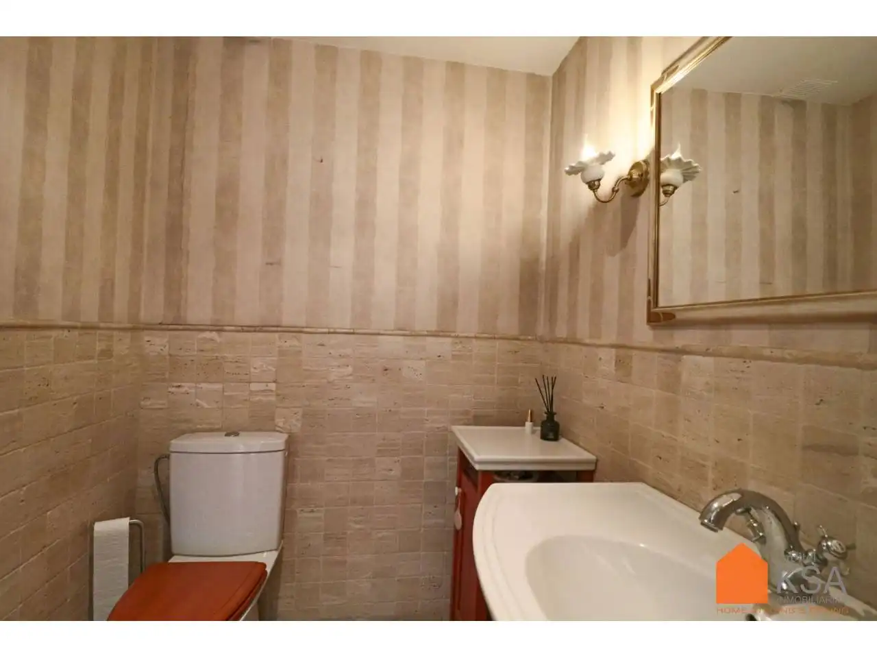 Houses for sale in Calle Piñeiro de Villestro, Parroquias de Santiago