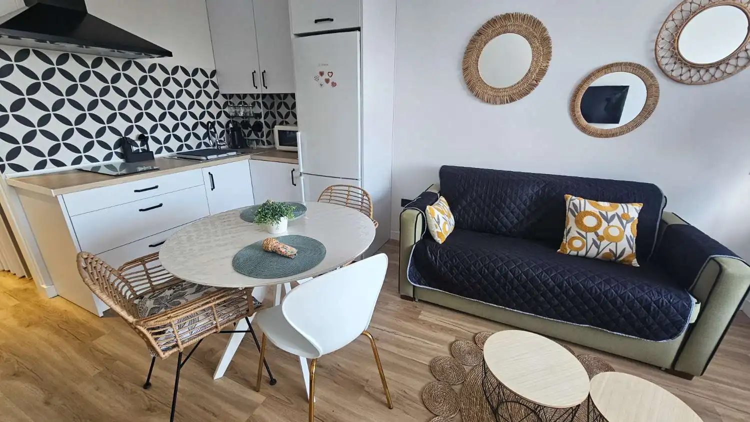 Living room of Study for rent in Torremolinos  with Air Conditioner, Heating and Terrace