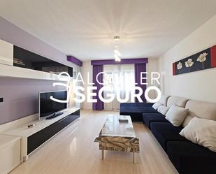 Living room of Flat to rent in Arganda del Rey  with Heating and Terrace