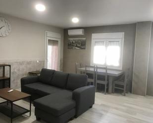 Living room of Flat to rent in Malpartida de Plasencia  with Terrace