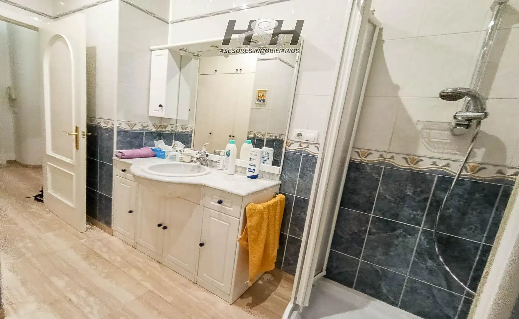 Baño de Casa o chalet en venta en Burjassot con Aire acondicionado, Calefacción y Trastero